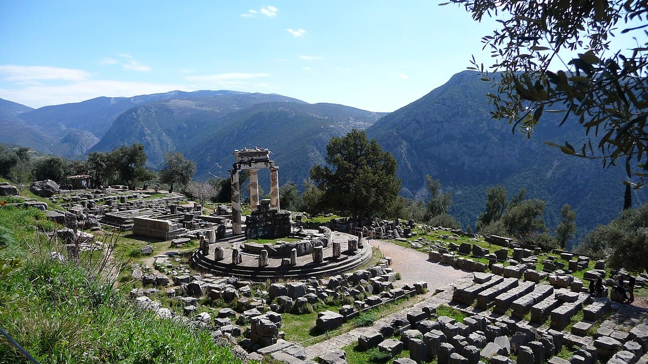 Full-Day Private Delphi Tour